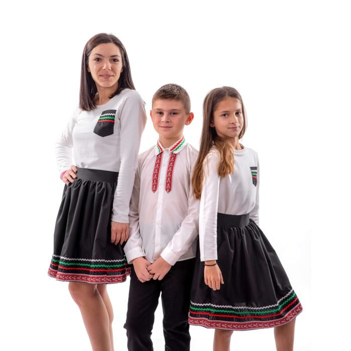 Ризи, поли и блузи БЪЛГАРИЯ с етно мотив