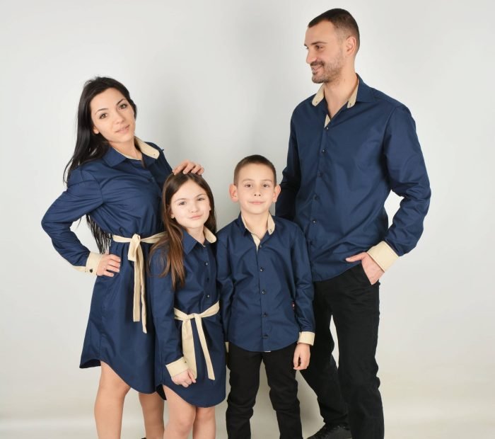 Официални Дрехи за Семейство Ризи Рокли