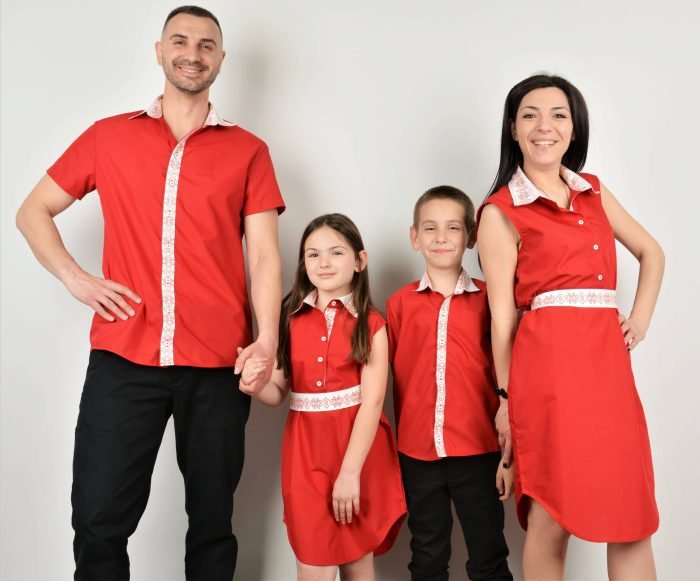 дрехи за майка баща и дете с етно мотиви