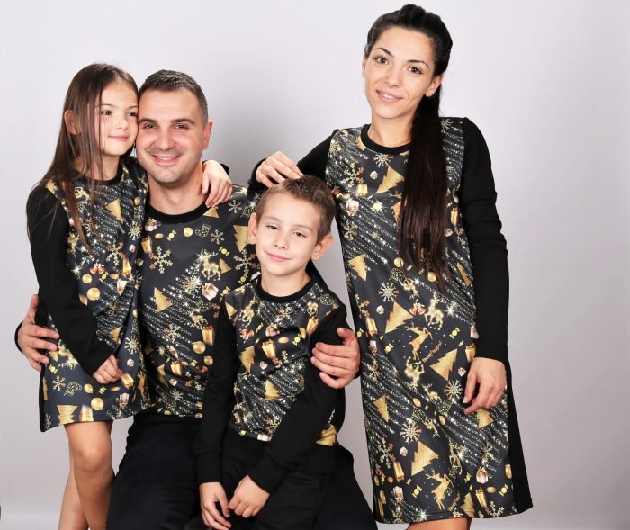коледни дрехи за семейна фотосесия