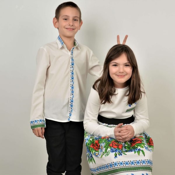 Детски Дрехи с Народни Мотиви