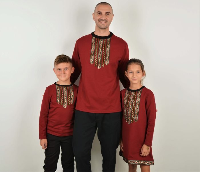 Дрехи с Народни Мотиви