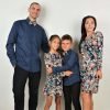 Еднакви Дрехи за Повод за Цялото Семейство