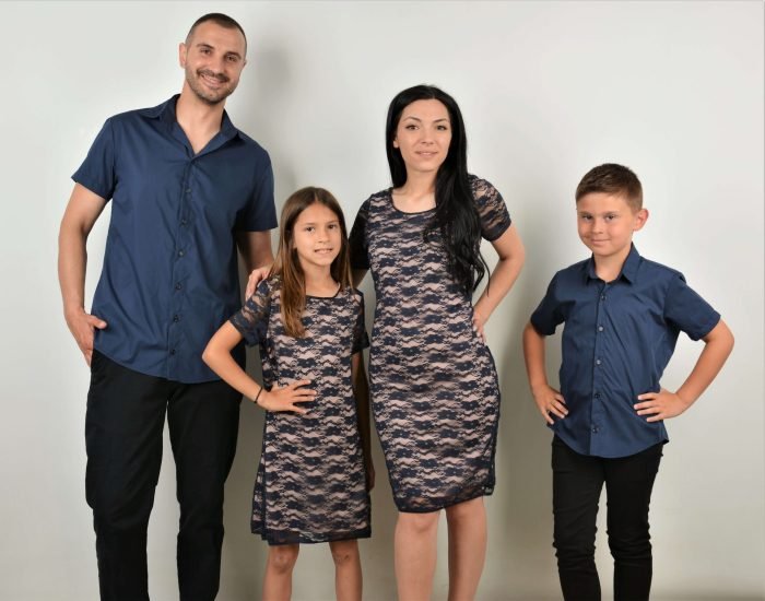 Тъмносини Еднакви Дрехи за Семейство Официални летни дантелени рокли и ризи в тъмносиньо