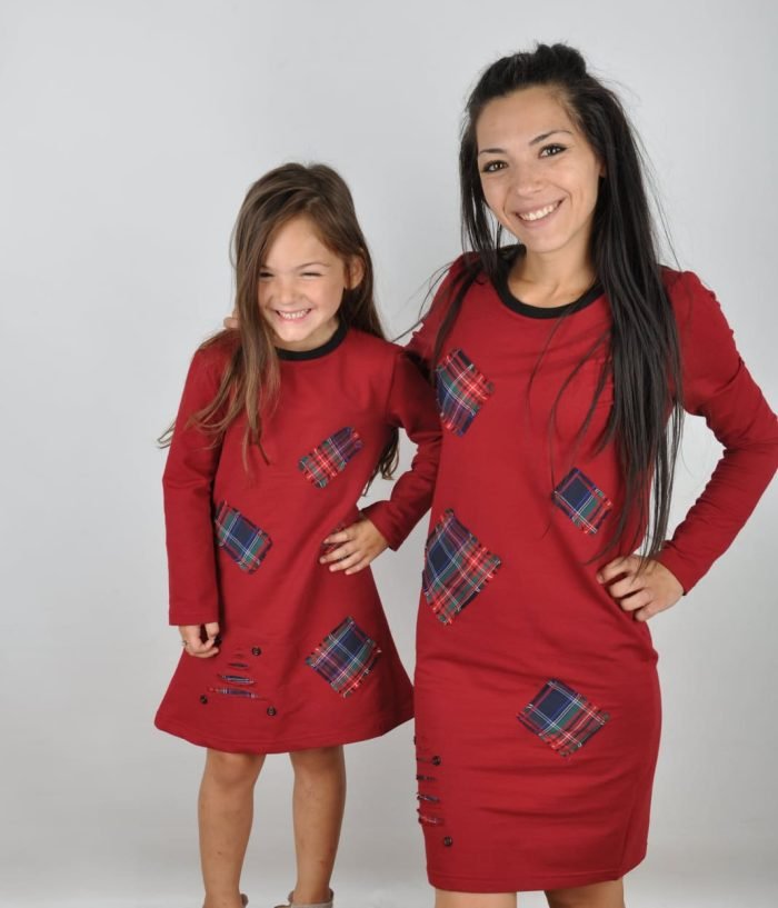 Ежедневни рокли в цвят бордо с карирани кръпки *Extragavant*