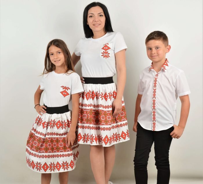 Детски дрехи с българска шевица РОДЕН КРАЙ къс ръкав